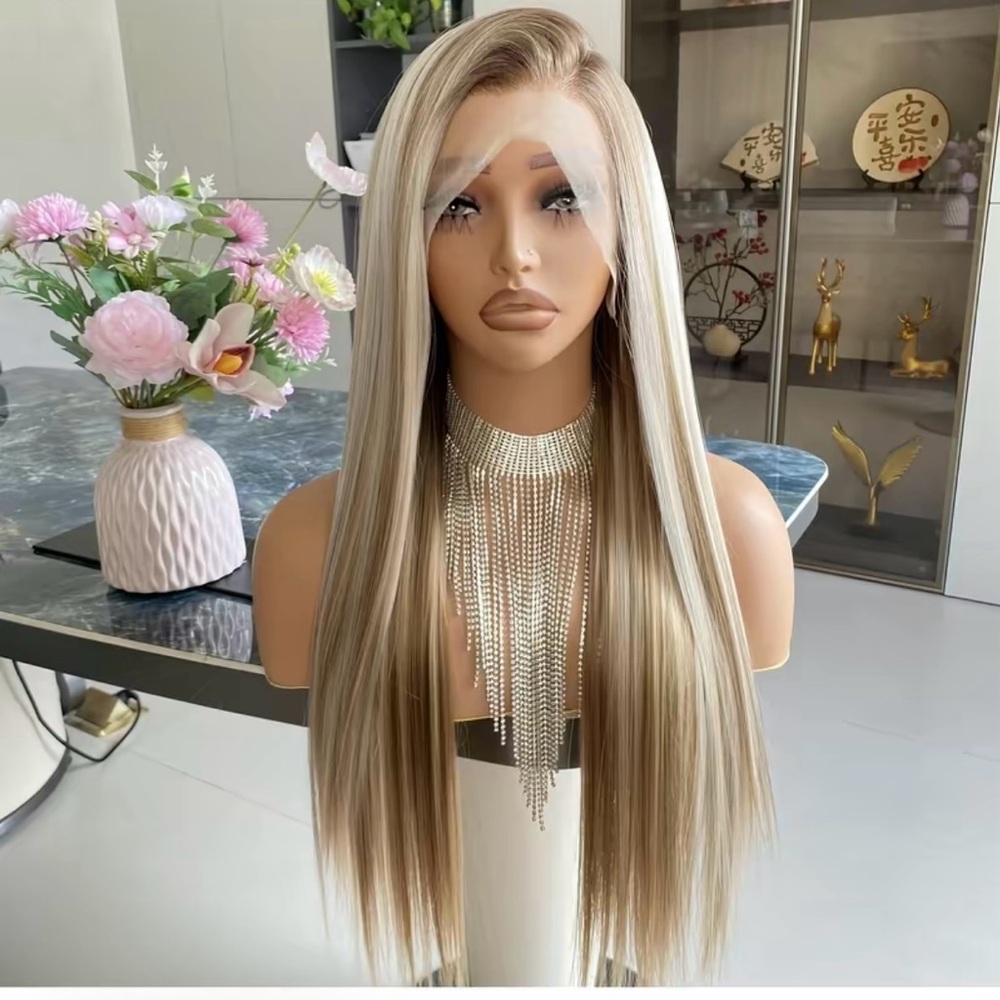 Luxurious Ash Blonde Long Wig - Picture 2 of 5
